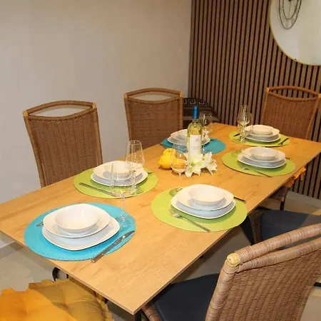 Doma Maria Sole Ruju Holiday home