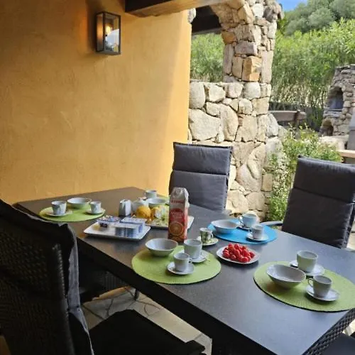 Holiday home Doma Maria Sole Ruju Sole Ruiu