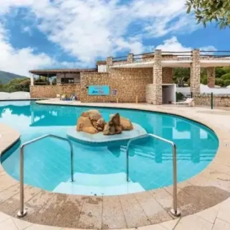 Doma Maria Sole Ruju Ferienhaus